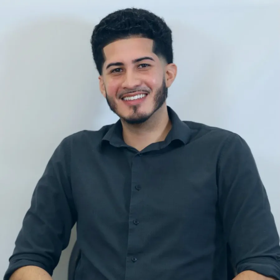 Headshot of Jovani